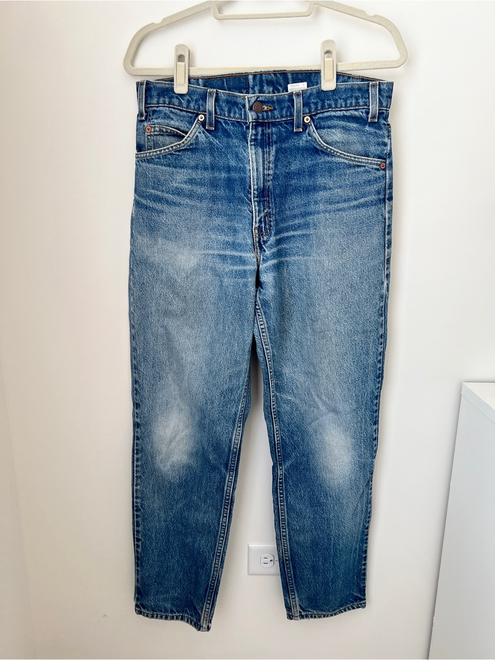 Orange Tab Levi’s 550 33x30 relaxed fit tapered leg